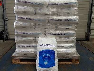 Sel en pastille pour adoucisseur et osmoseur d'eau en sac de 25kg lot de 48  sacs - Medisel